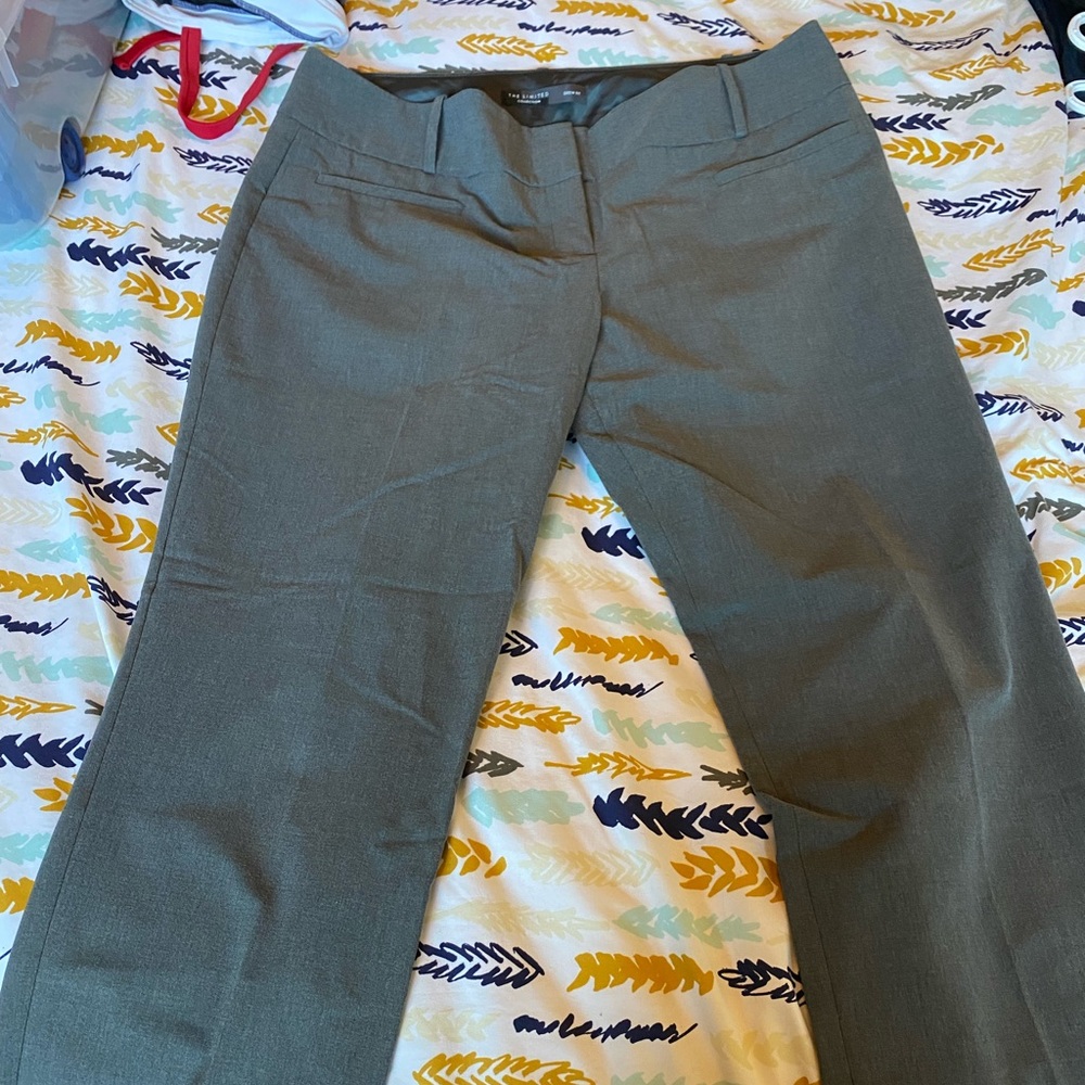 Gray Bootcut Drew Collection Pant from The Limited - Size 16